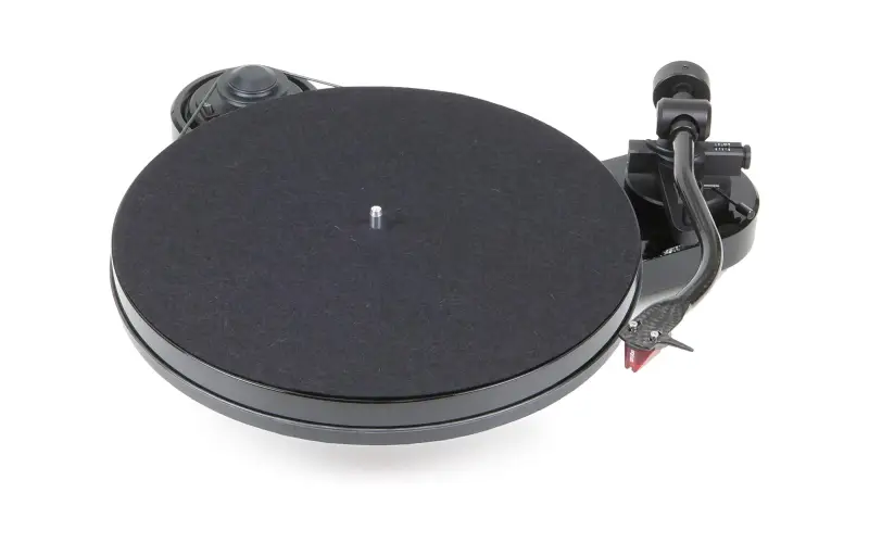 Pro-Ject RPM-1 Carbon Manual Belt Drive Turntable