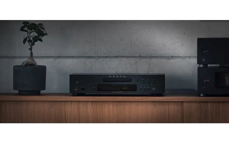 Onkyo C-30: A Glimmering Disc in the Streaming Galaxy – Embracing the Niche of Physical Media