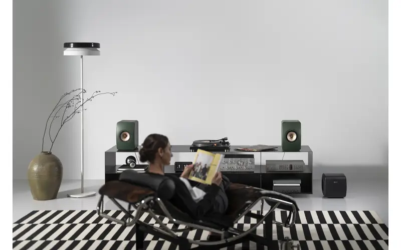 KEF Adds Moss Green & Sand Shell Finishes to LS50 Meta, Wireless II
