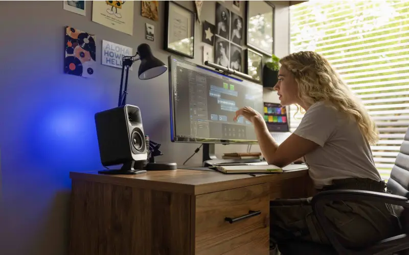 Klipsch ProMedia Lumina: The $379 Desktop Speaker System Built for Gamers, Creators, and Remote Workers