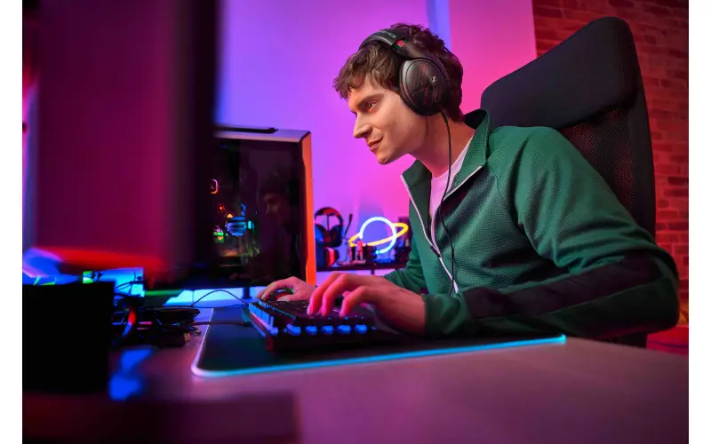 Sennheiser HD 620 Mercedes-AMG Edition Turns Audiophile Headphones Gaming