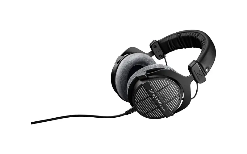 Beyerdynamic DT 990 Over-Ear Studio Headphones